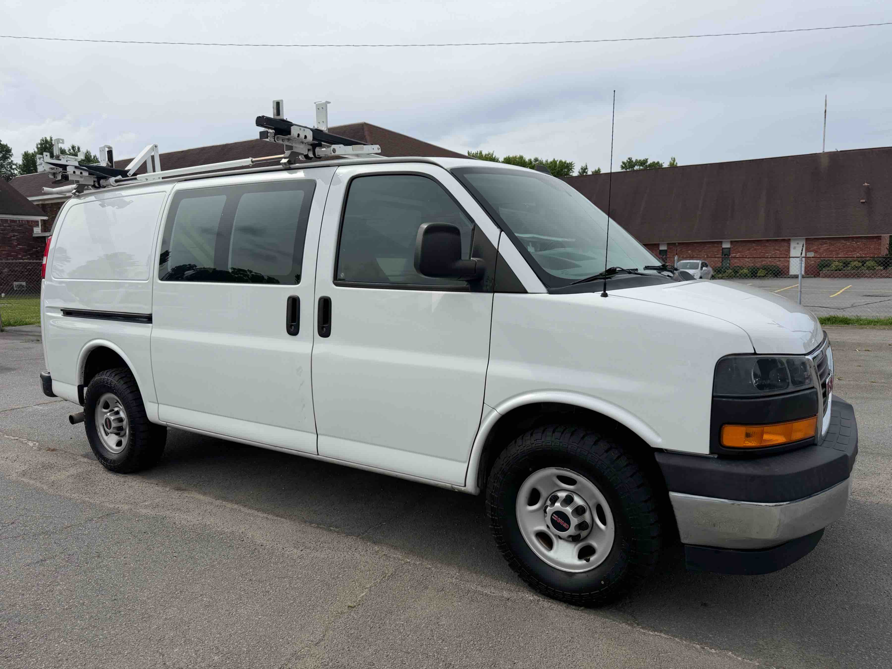 gmc savana cargo 2020 1GTW7AFG2L1183318 image gmc savana cargo 2020 1GTW7AFG2L1183318 image